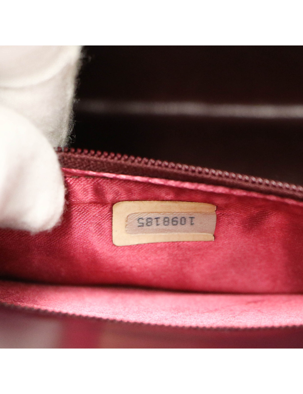 CHANEL Vintage burgundy crocodile bag