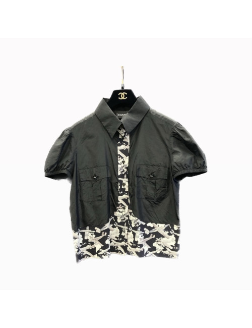 Blouse T CHANEL en soie noire