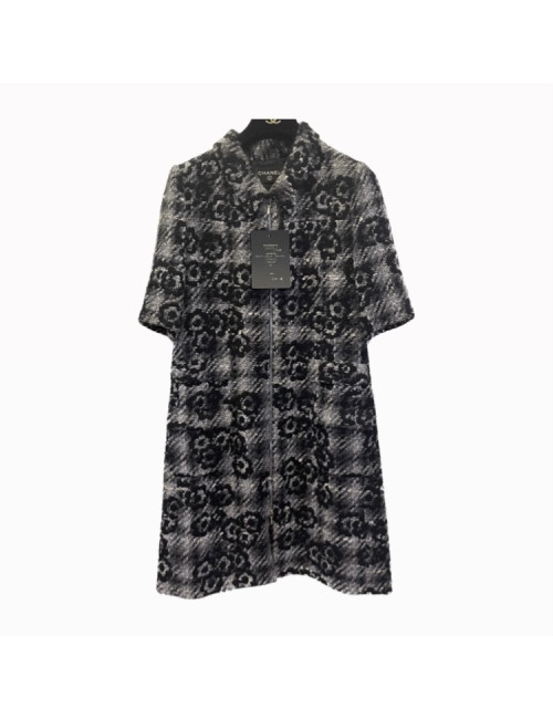 Robe manteau CHANEL en tweed noir et gris