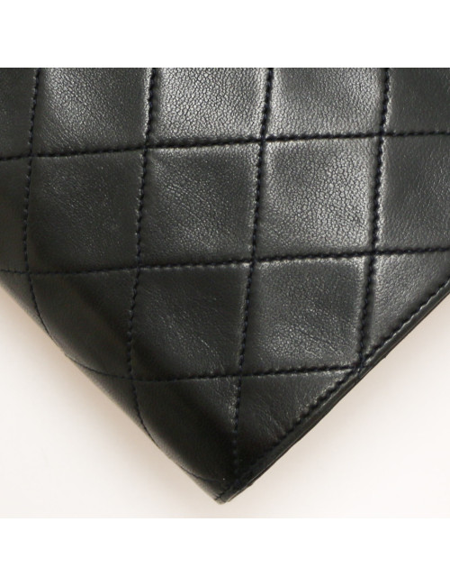 Sac CHANEL matelassé bleu Vintage