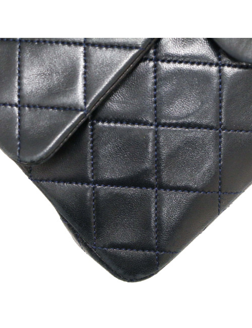 Petit Timeless Chanel bleu marine