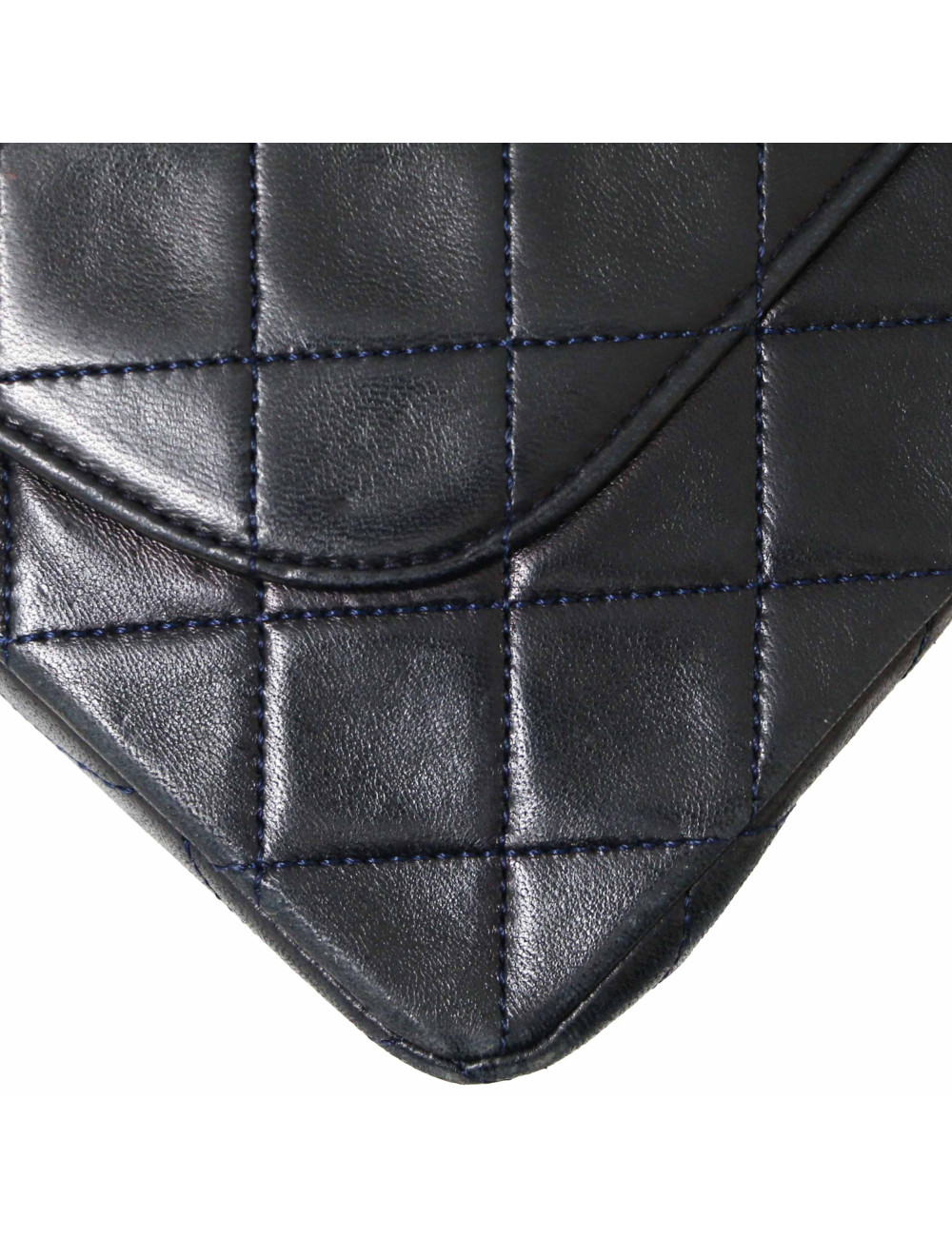 Petit Timeless Chanel bleu marine