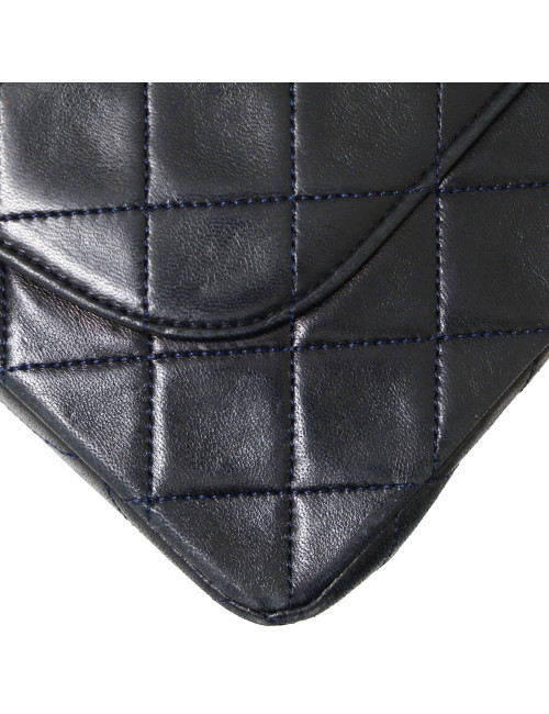 Petit Timeless Chanel bleu marine