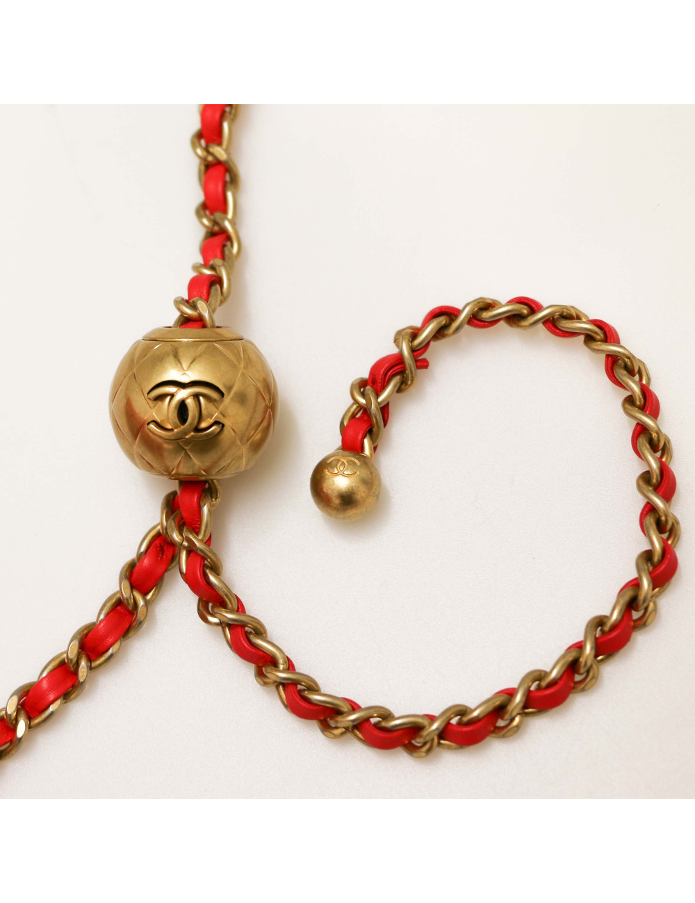  Mini classique CHANEL rouge chaine réglade 