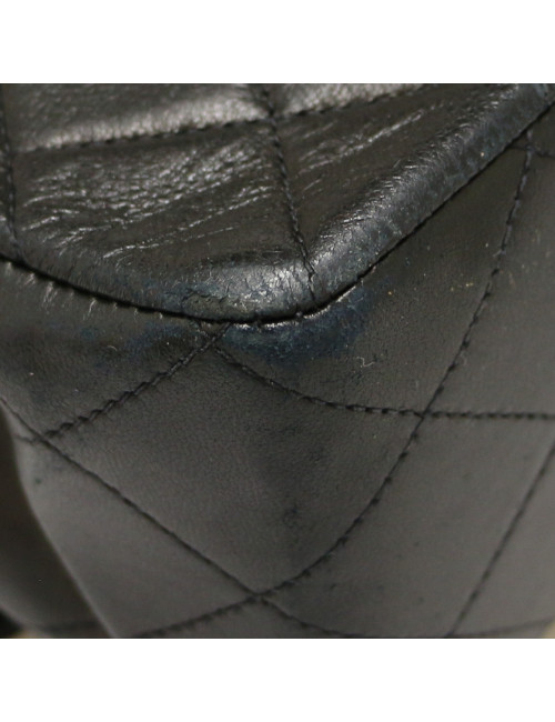 Sac Classique Chanel medium cuir d'agneau