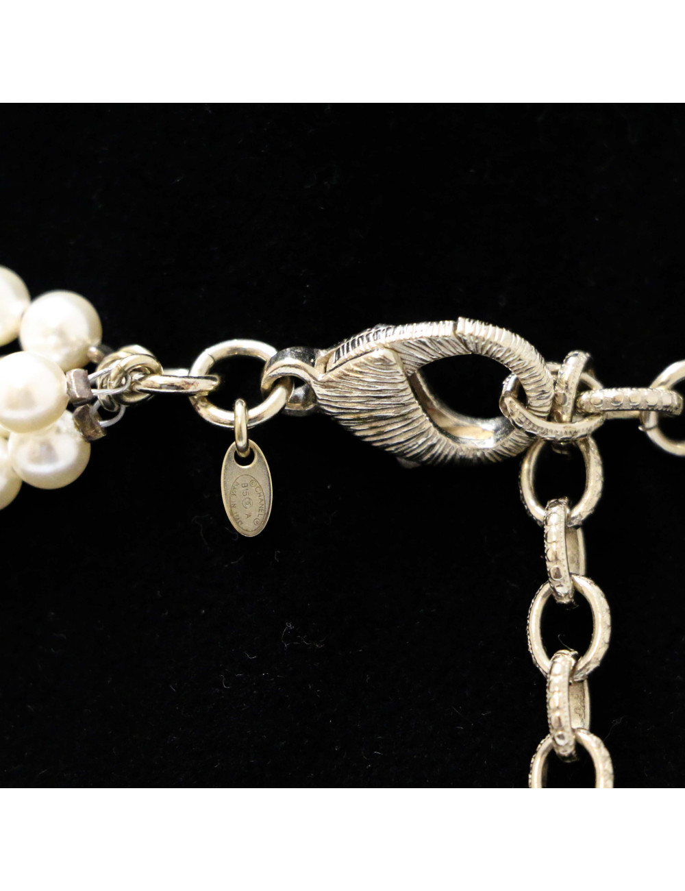 CHANEL multi-rows mother-of-pear beads long necklace