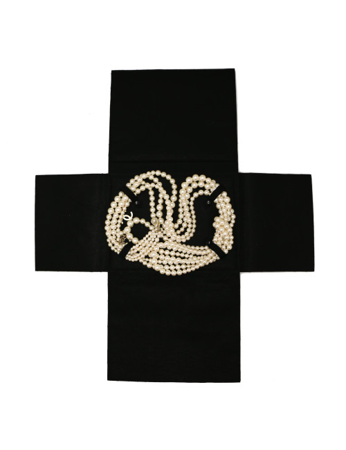 CHANEL multi-rows mother-of-pear beads long necklace