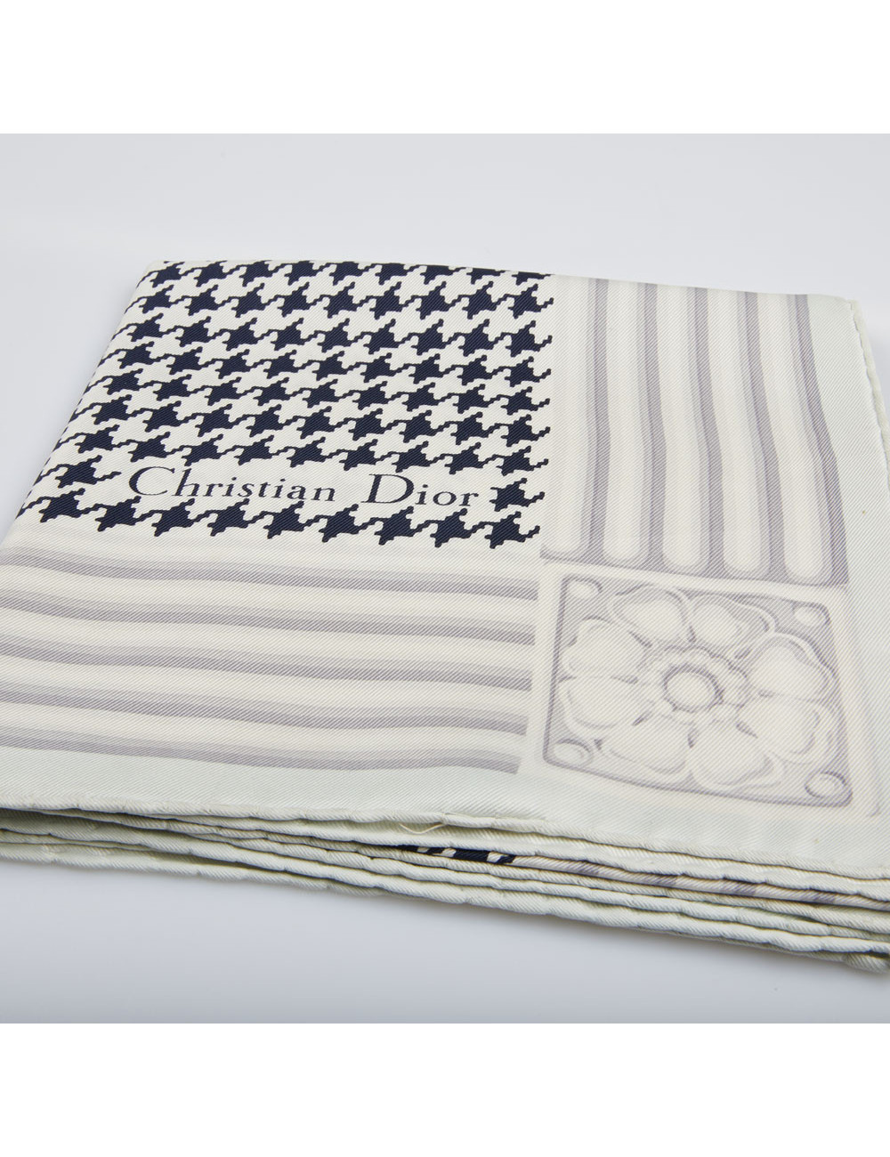 Carré CHRISTIAN DIOR soie Vintage 