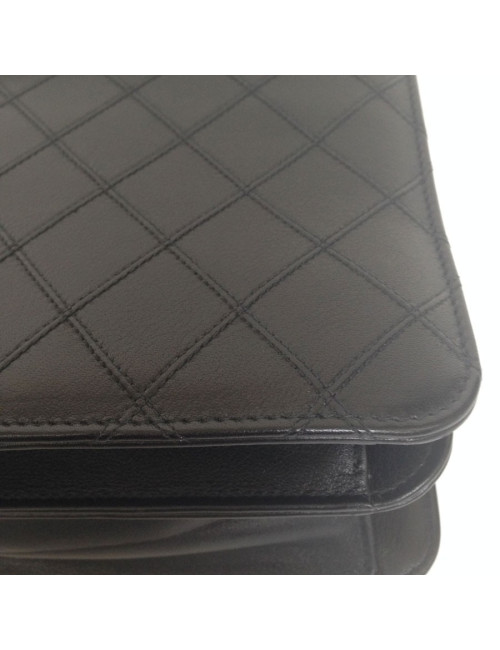 Sacoche CHANEL cuir matelassé noir