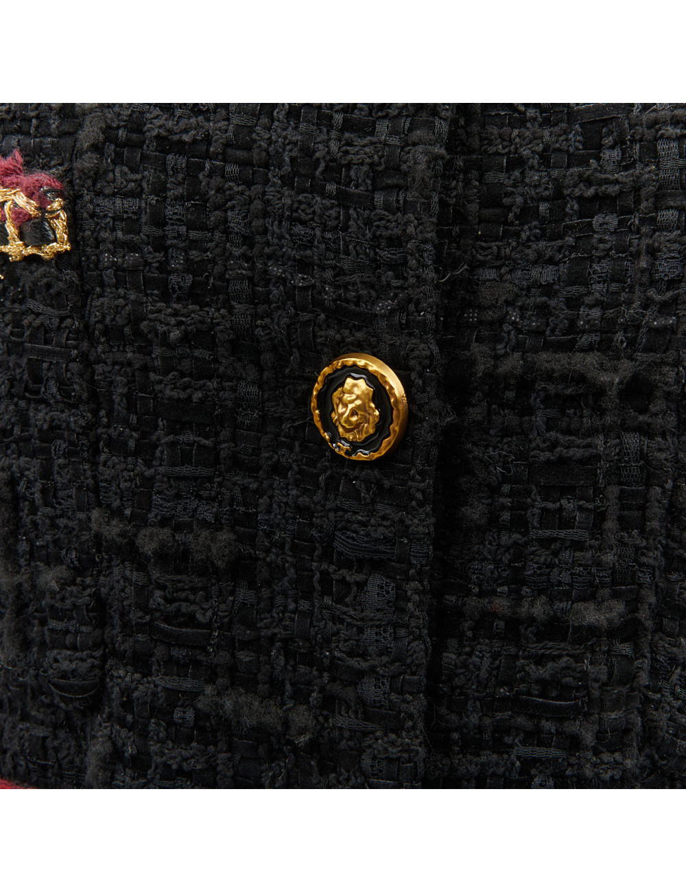 CHANEL black jacket Métiers d'Art 2020 Chateau des dames