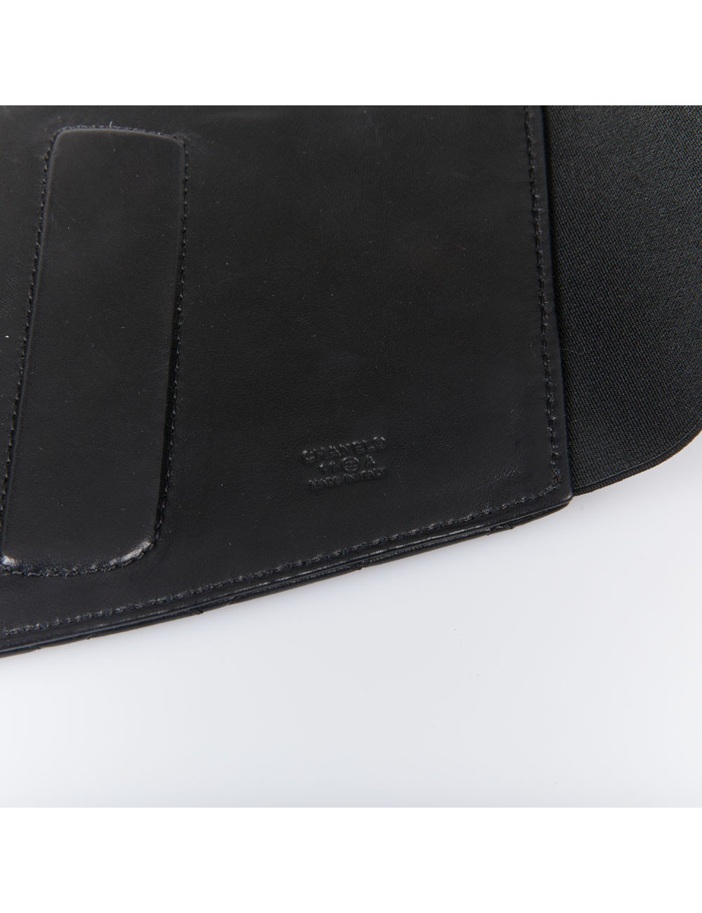 CHANEL wide black quilted leather belt