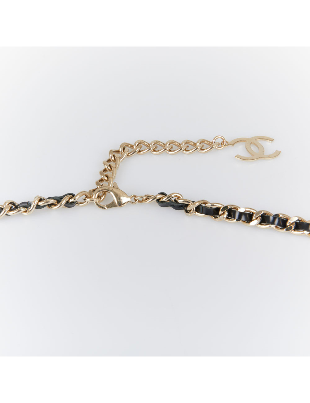 Ceinture CHANEL chaine entrelacée de cuir et charms