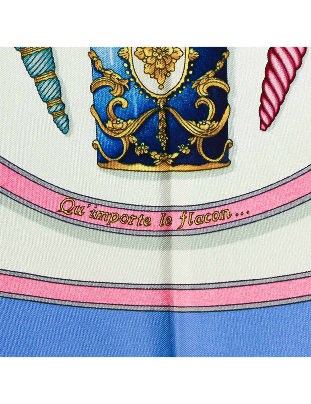 Carré HERMES Pourvu qu'on ait l'ivresse