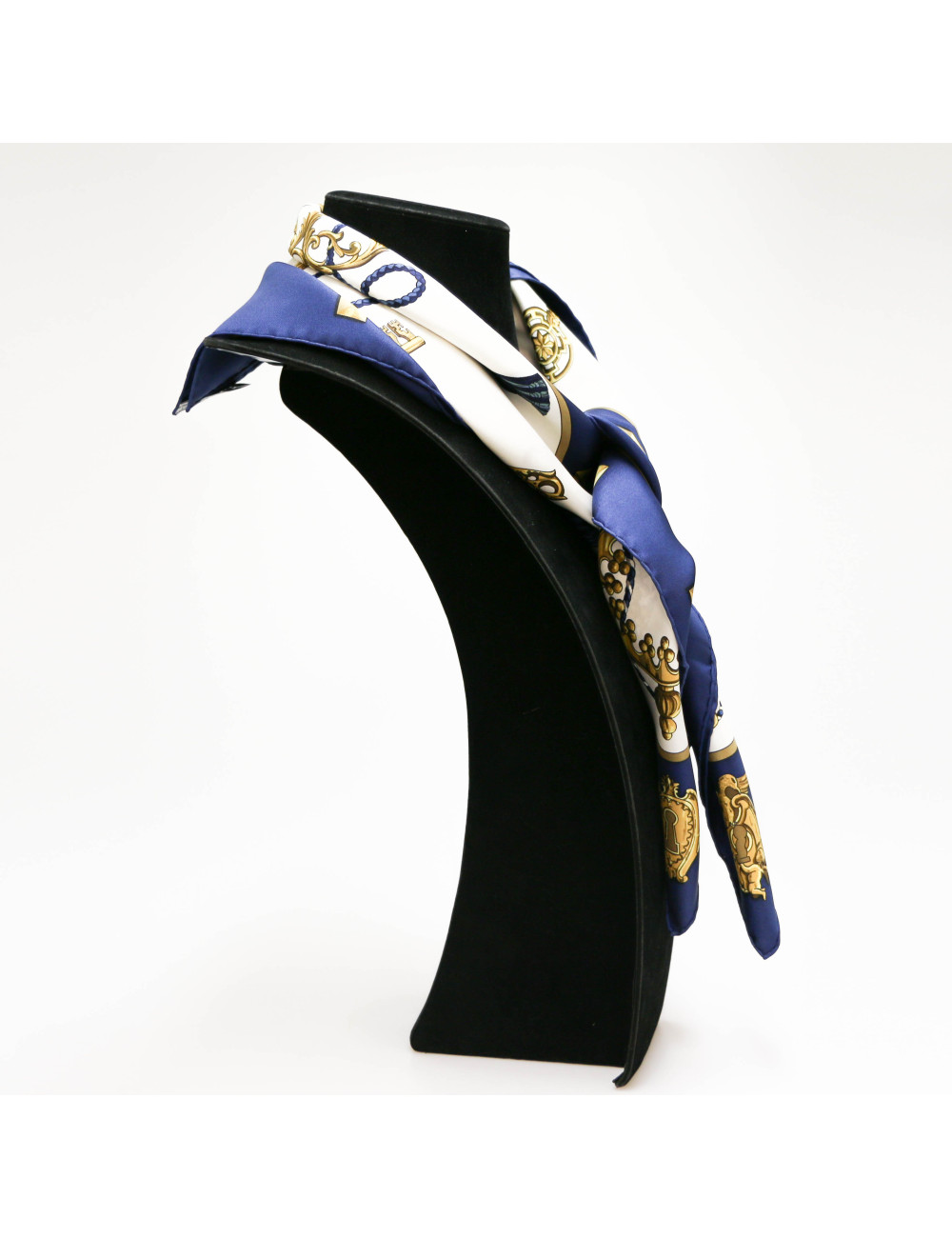 Carré HERMES les Clefs soie