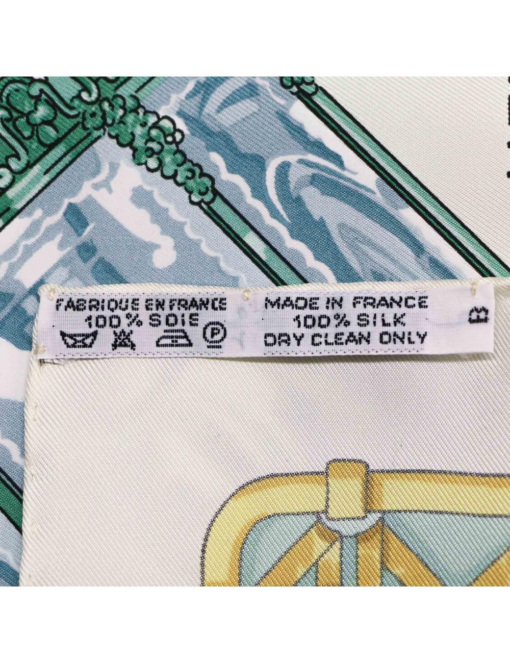 Carré HERMES Feux de route