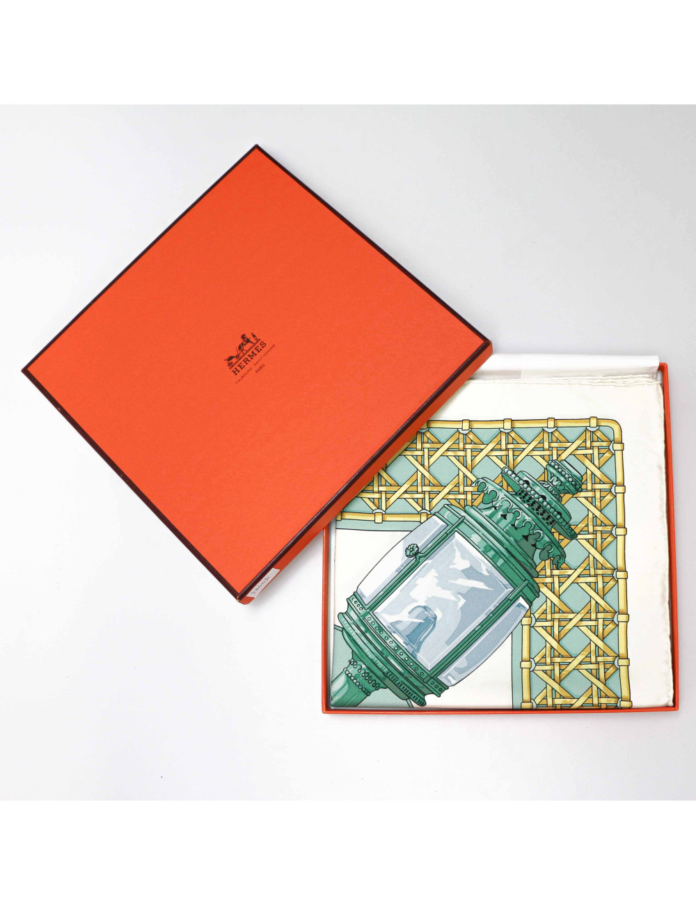 Carré HERMES Feux de route