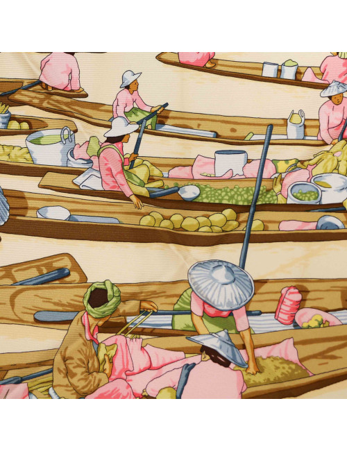 Carré HERMES Marché flottant du lac Inlé