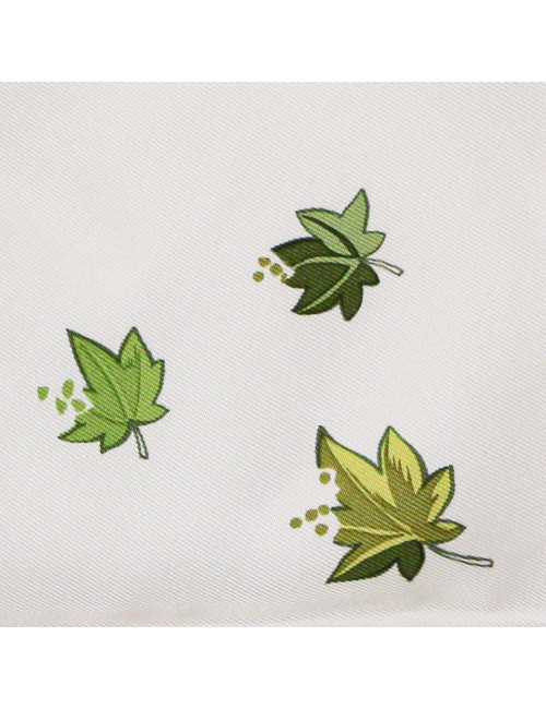 Carré Trois feuilles HERMES