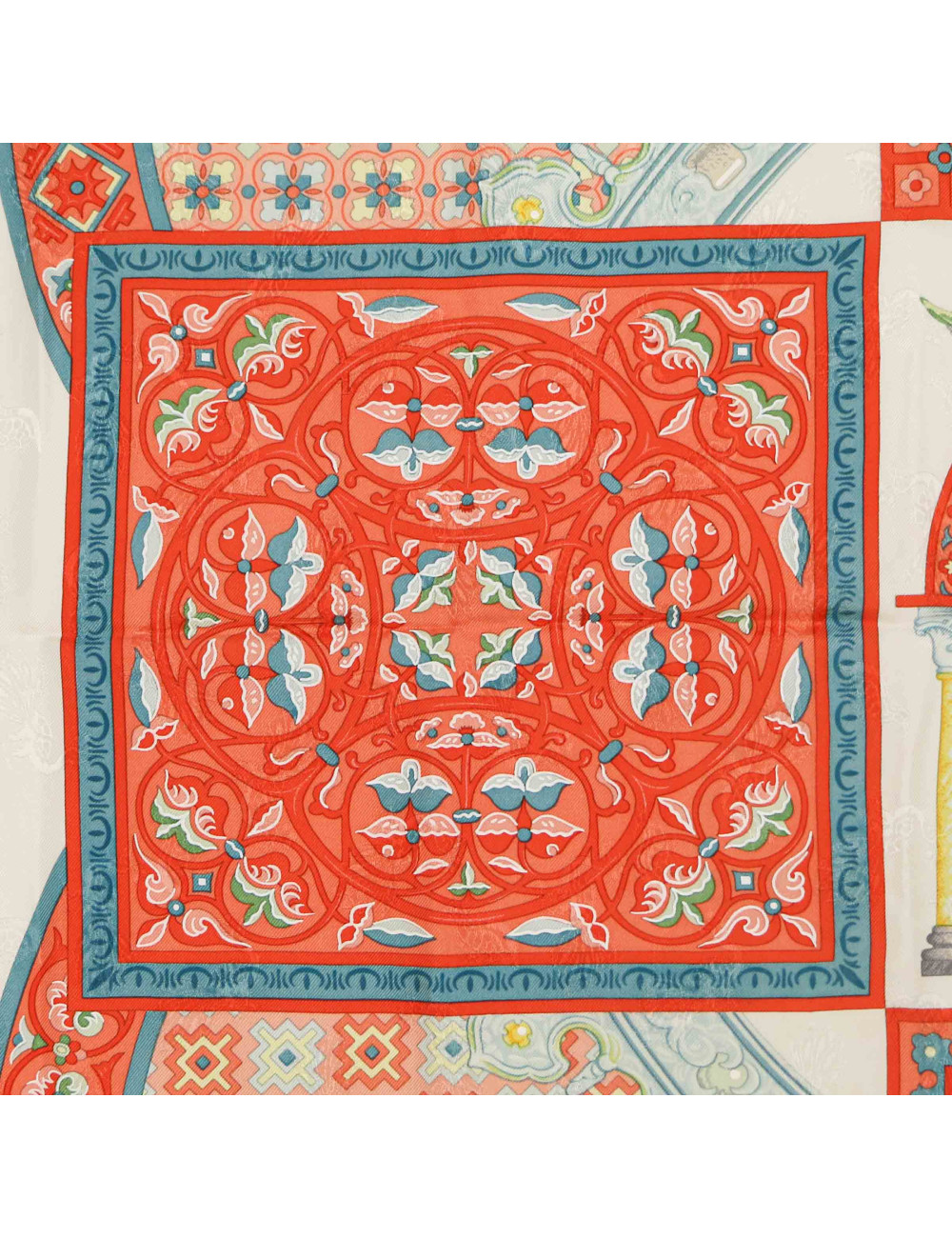 Carré HERMES Ciels Byzantins soie