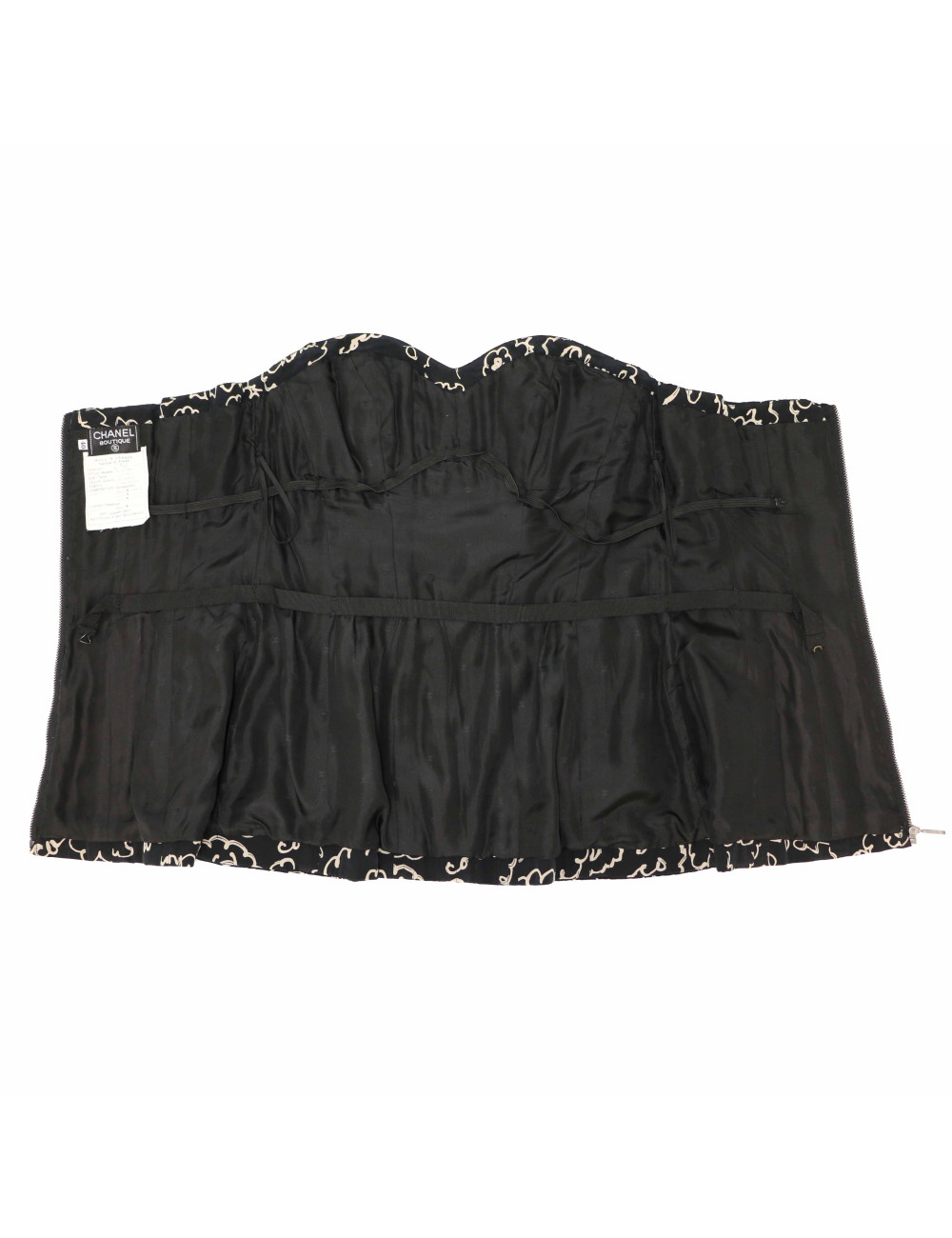 Ensemble  CHANEL T 40  short haut gainé 