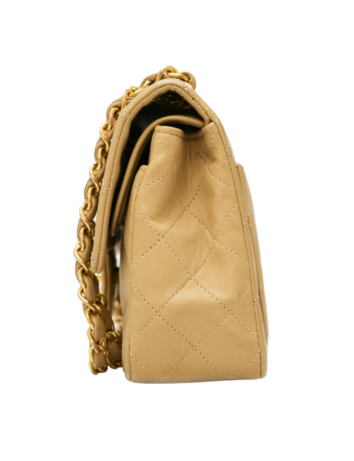 Timeless beige CHANEL cuir d'agneau