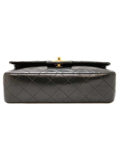 Small timeless CHANEL noir vintage