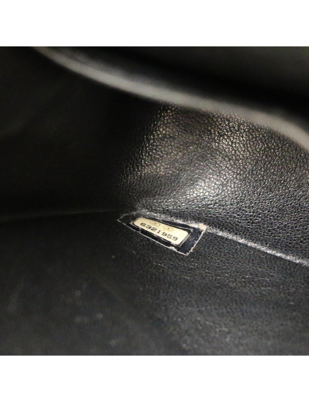 Timeless caviar chanel noir