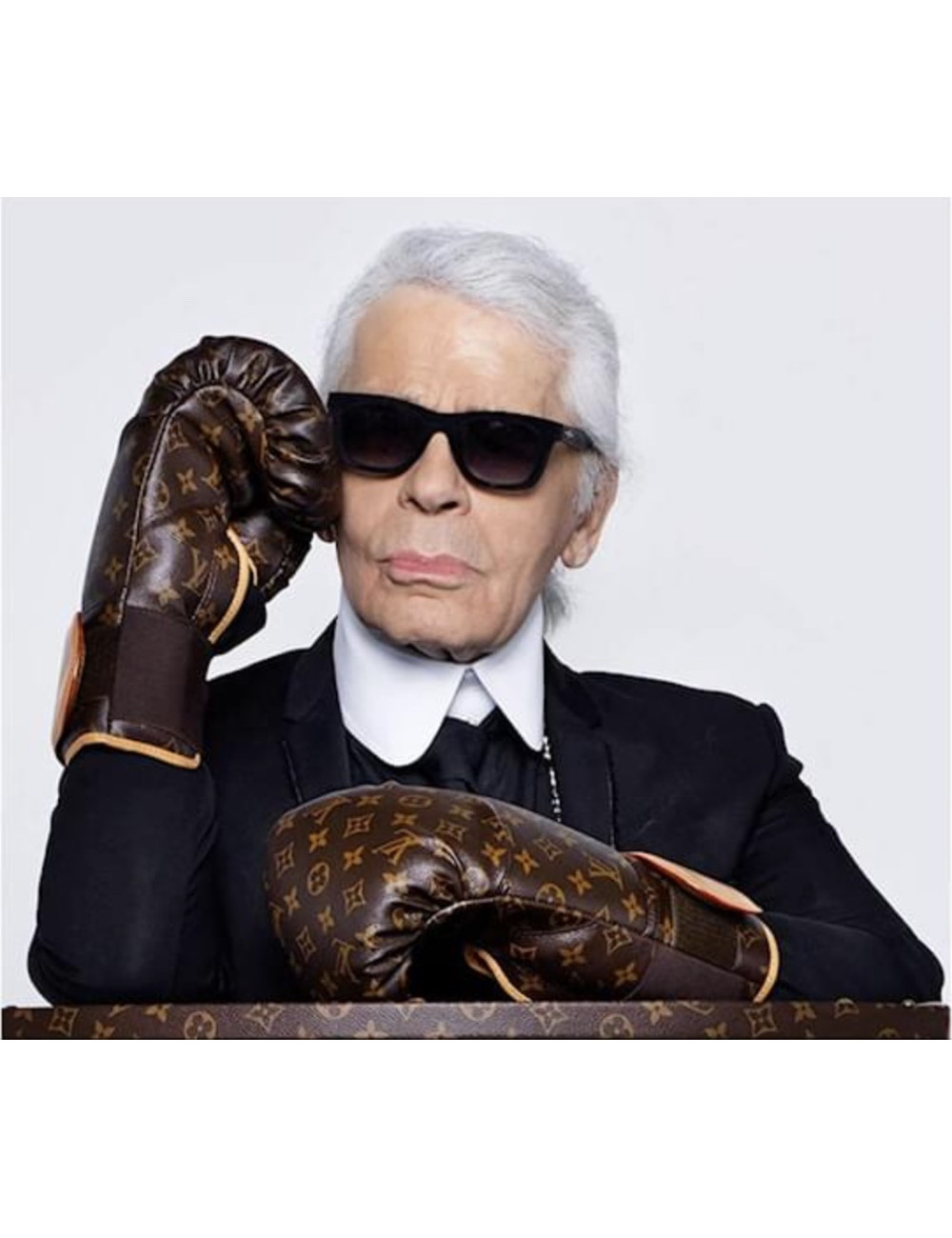Sac de sport LOUIS VUITTON par Karl Lagerfeld  gants de boxe Monogram