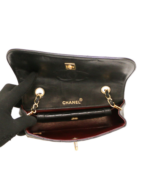 Sac vintage CHANEL fermoir Turnlock