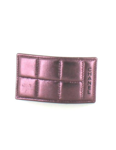 barrette CHANEL cuir violet