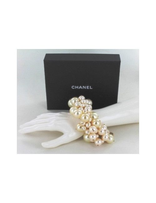 Bracelet perles nacrées CHANEL