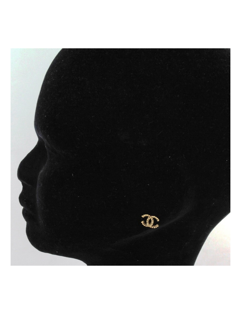 clous d'oreille CHANEL dorés