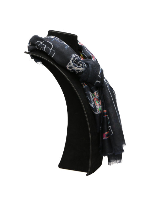 Châle CHANEL bleu nuit