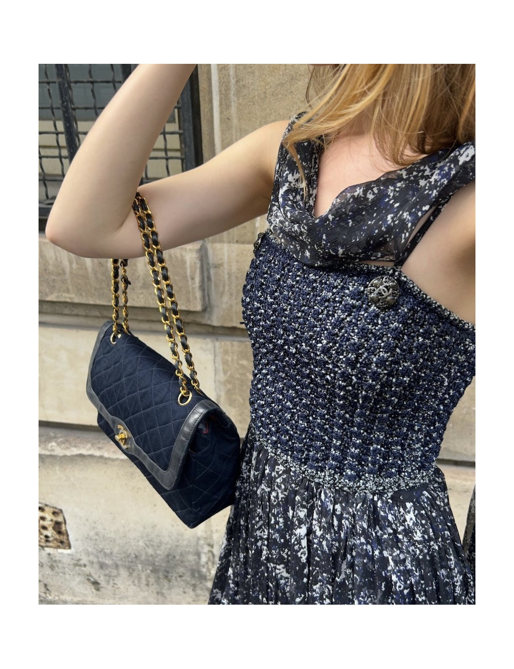 Robe longue du soir CHANEL T 34 en soie imprimée bleue et blanche