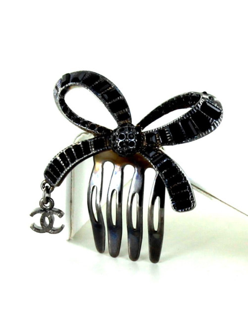 mini peigne Chanel 