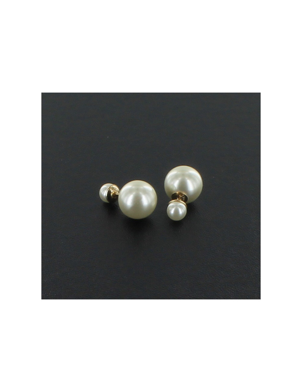 clous Mise en Dior DIOR perles nacrées