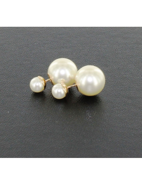 clous Mise en Dior tribales DIOR perles nacrées