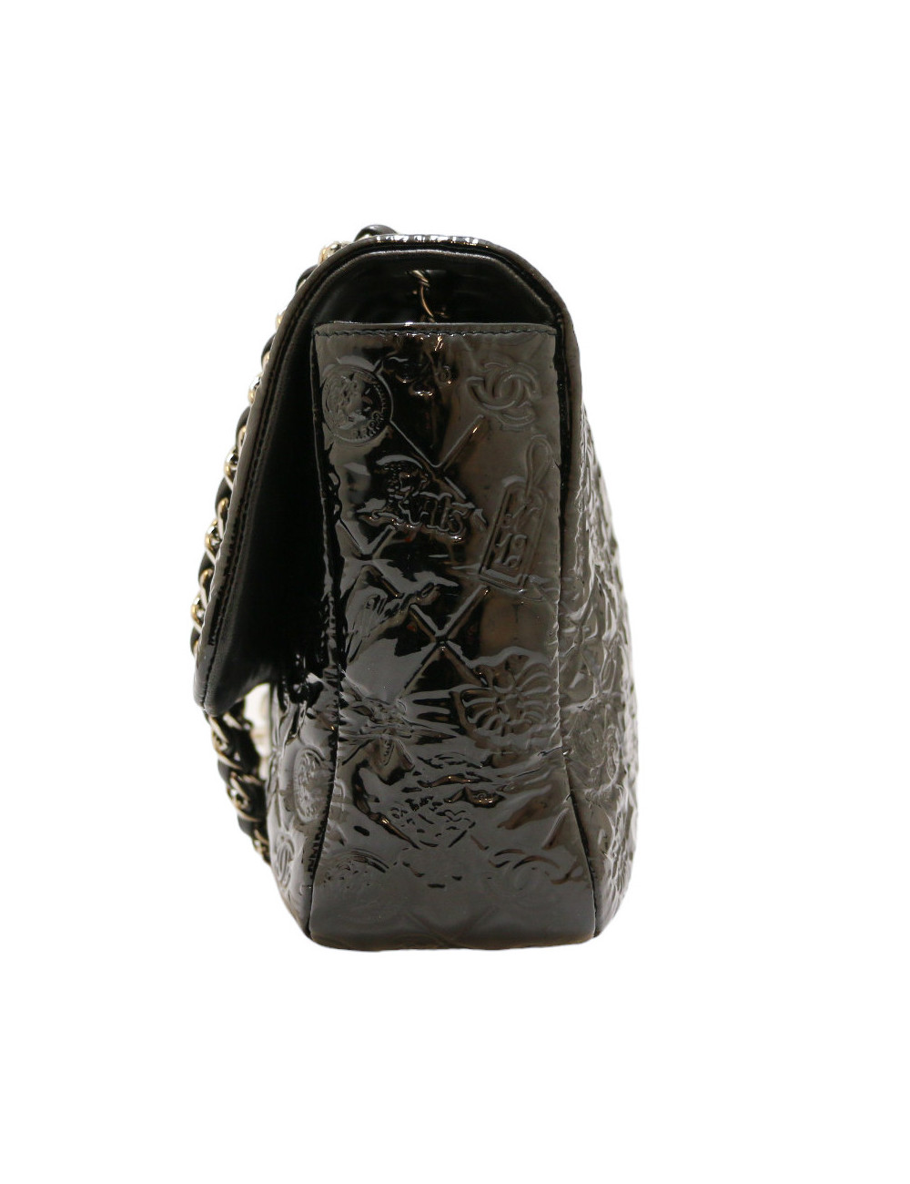 CHANEL Jumbo bag embossed patent black leather