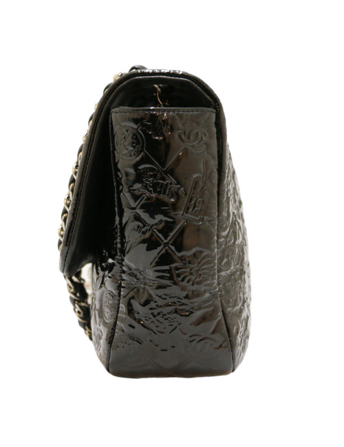CHANEL Jumbo bag embossed patent black leather
