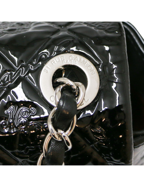 CHANEL Jumbo bag embossed patent black leather