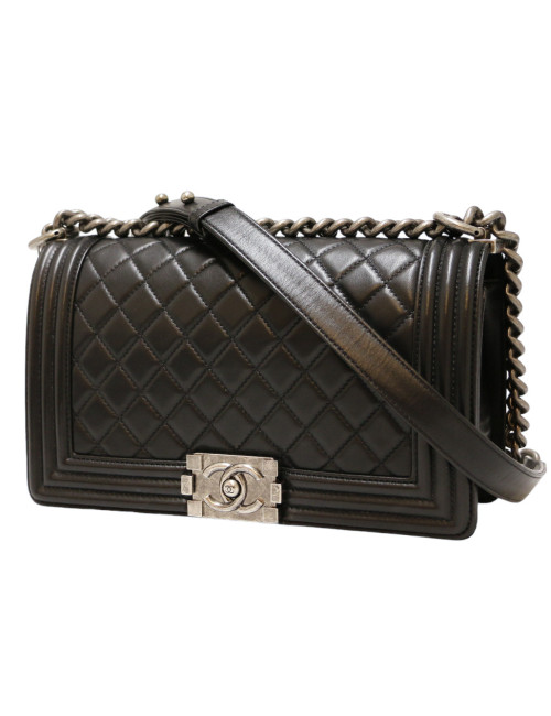 Boy CHANEL cuir lisse noir