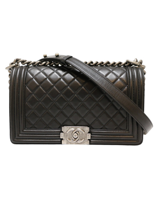 Boy CHANEL cuir lisse noir