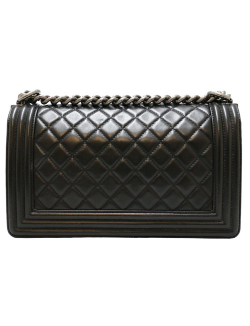 Boy CHANEL cuir lisse noir