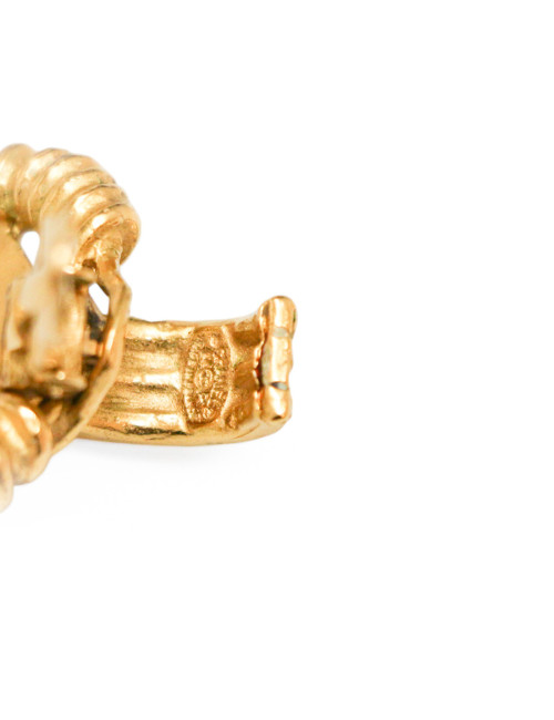 CHANEL vintage gilded CC pendant clip-on earrings