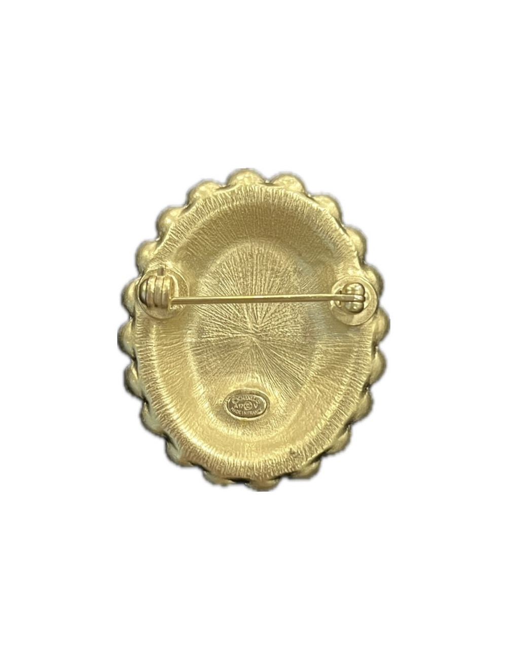 Broche CHANEL ovale sertie de perles nacrées