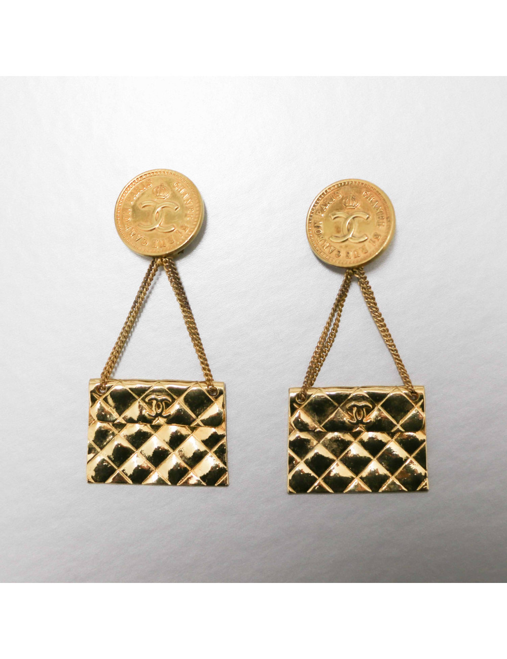 CHANEL vintage quilted bag gold clip-on earrings