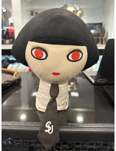 Mon Shu Girl KARL LAGERFELD Maison Shu Uemura 2