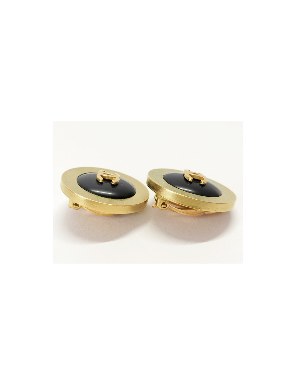 CHANEL golden and black clip-on earrings