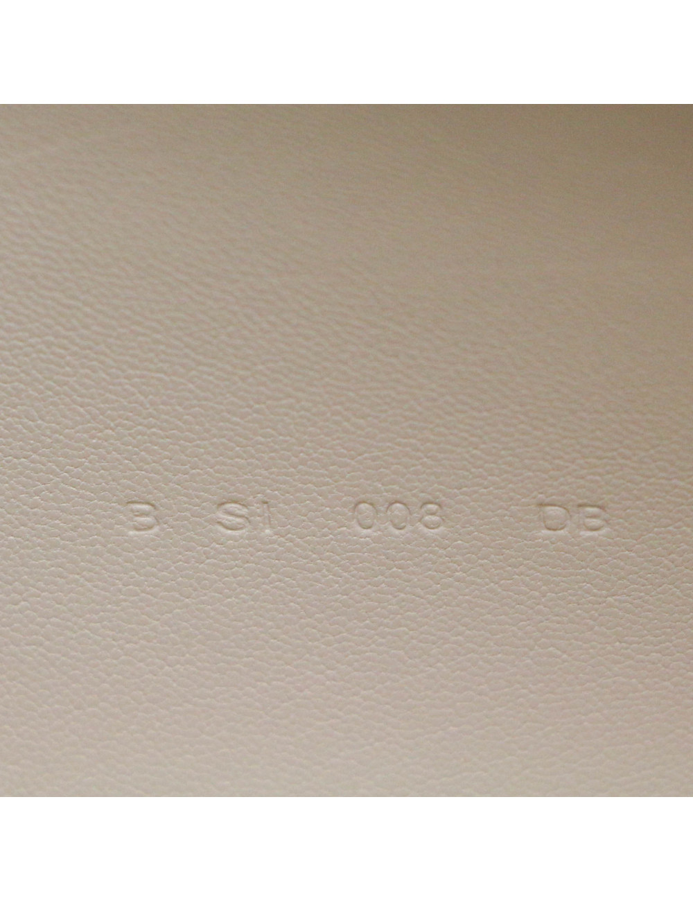 HERMES chalk Dogon wallet