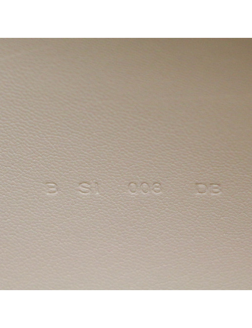 HERMES chalk Dogon wallet